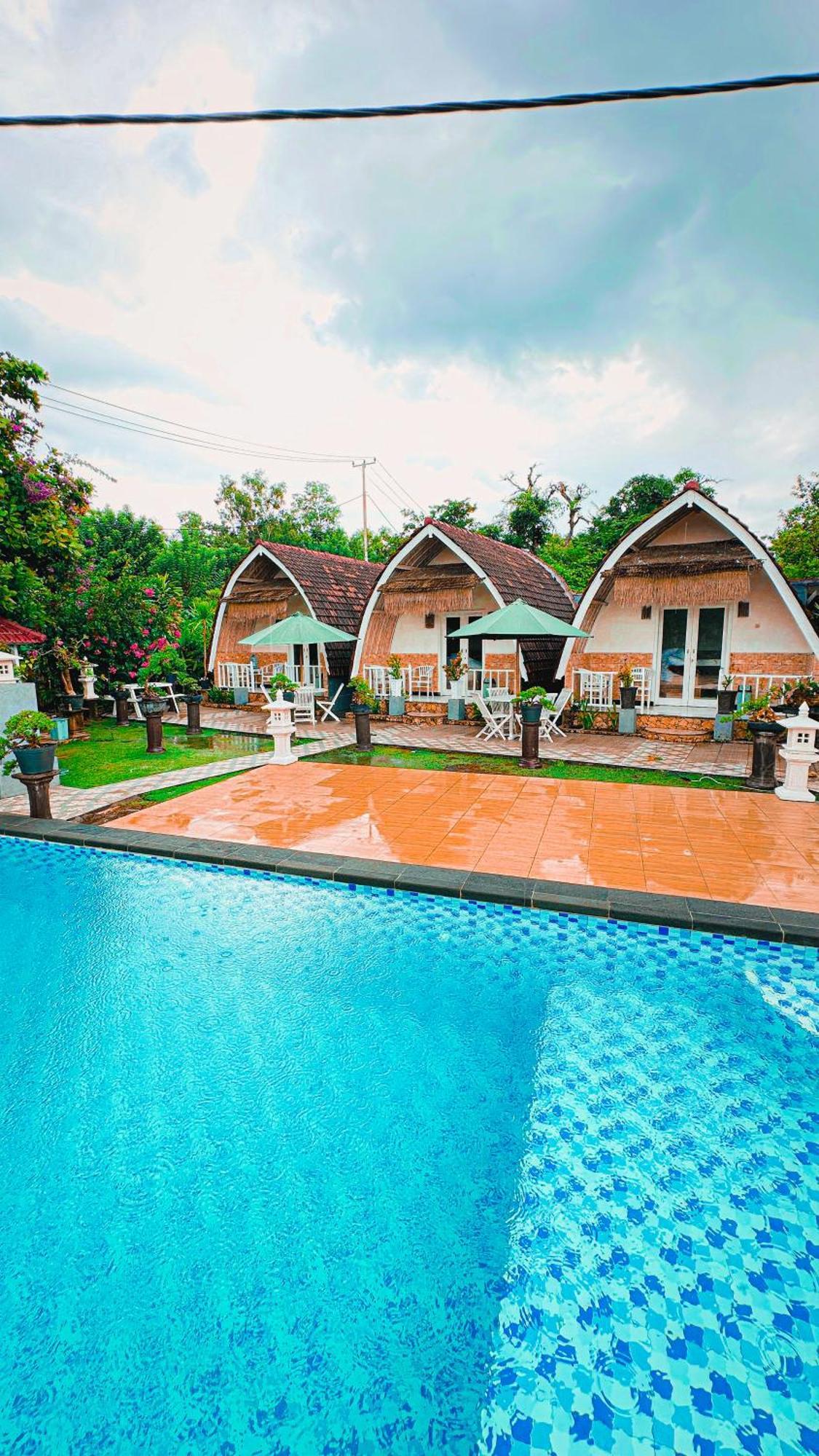 Penida Hills Hotel Batununggul Exterior photo