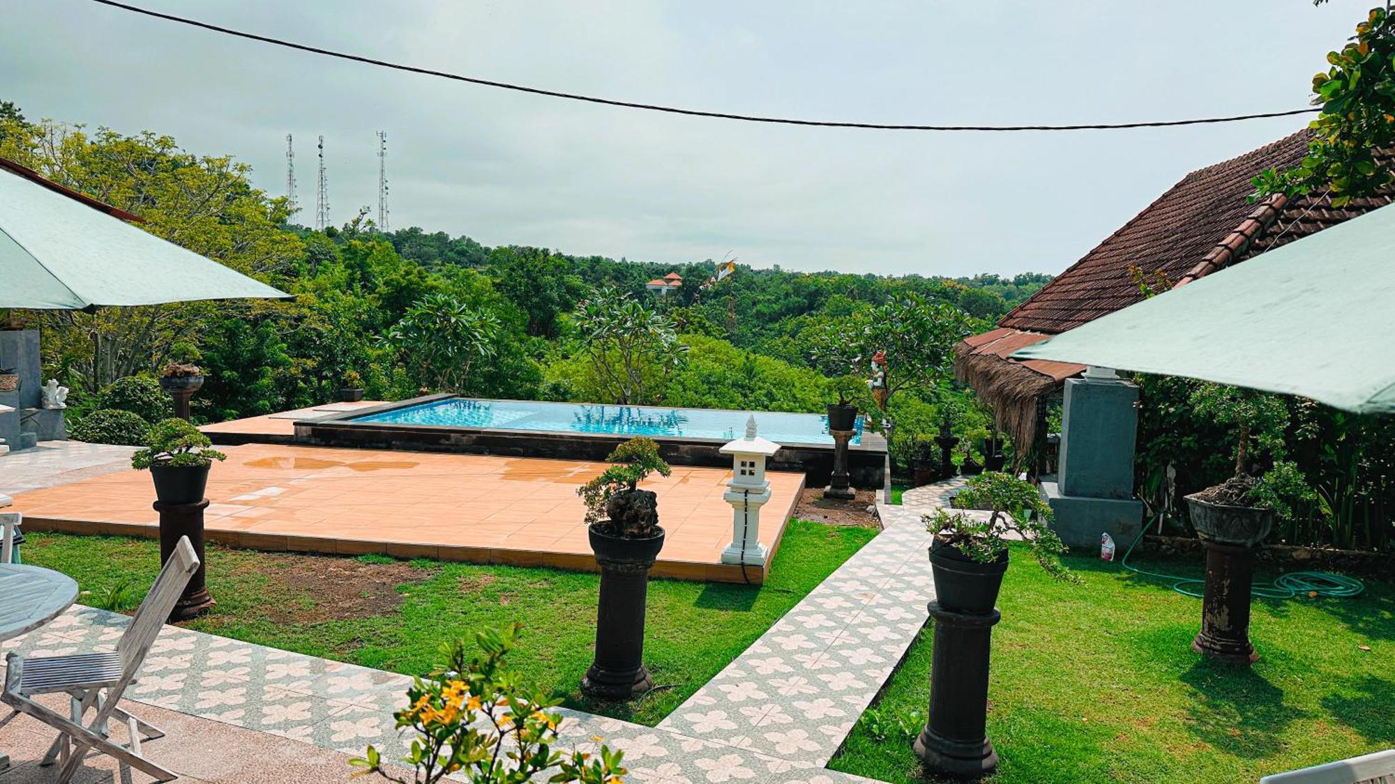 Penida Hills Hotel Batununggul Exterior photo